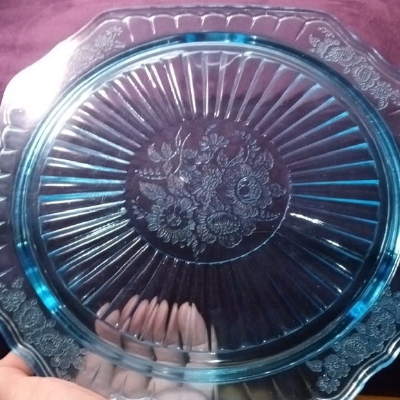 Anchor Hocking Blue Glass Cake Plate #102 - Picture 4 of 7